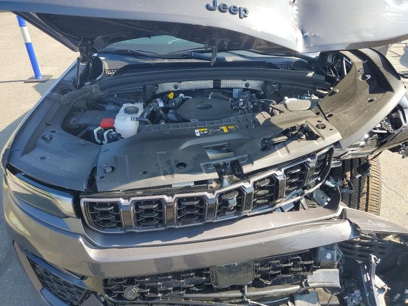 2026 JEEP GRAND CHEROKEE LIMITED 12