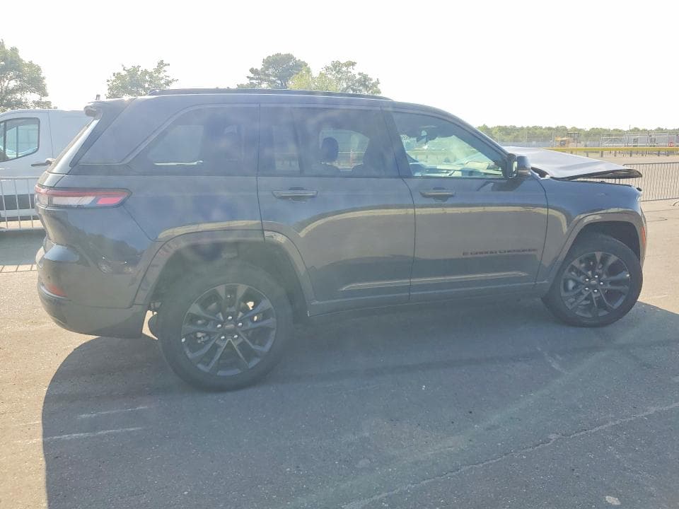 2026 JEEP GRAND CHEROKEE LIMITED 3