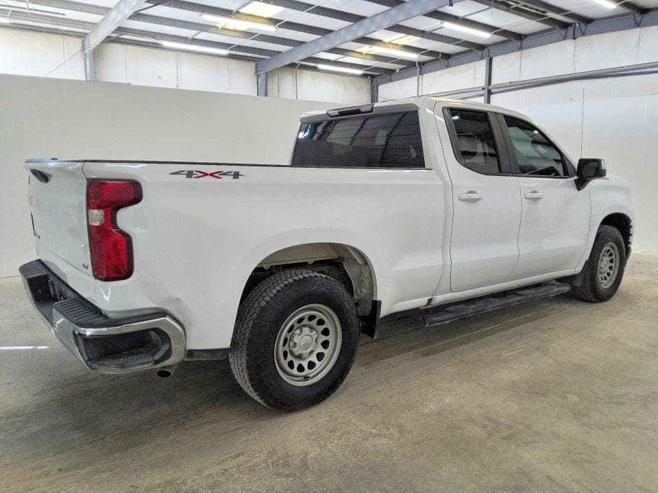 2019 CHEVROLET SILVERADO K1500 LT 3