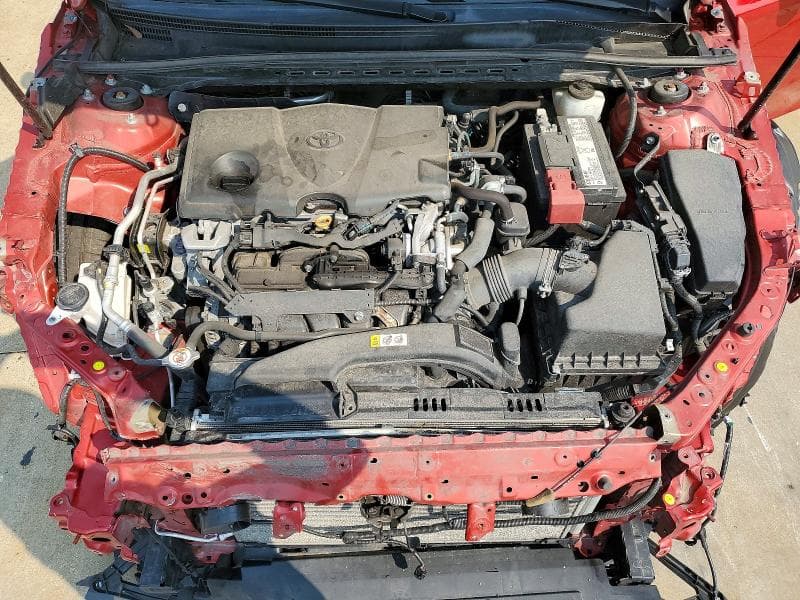 2020 TOYOTA CAMRY SE SE 11