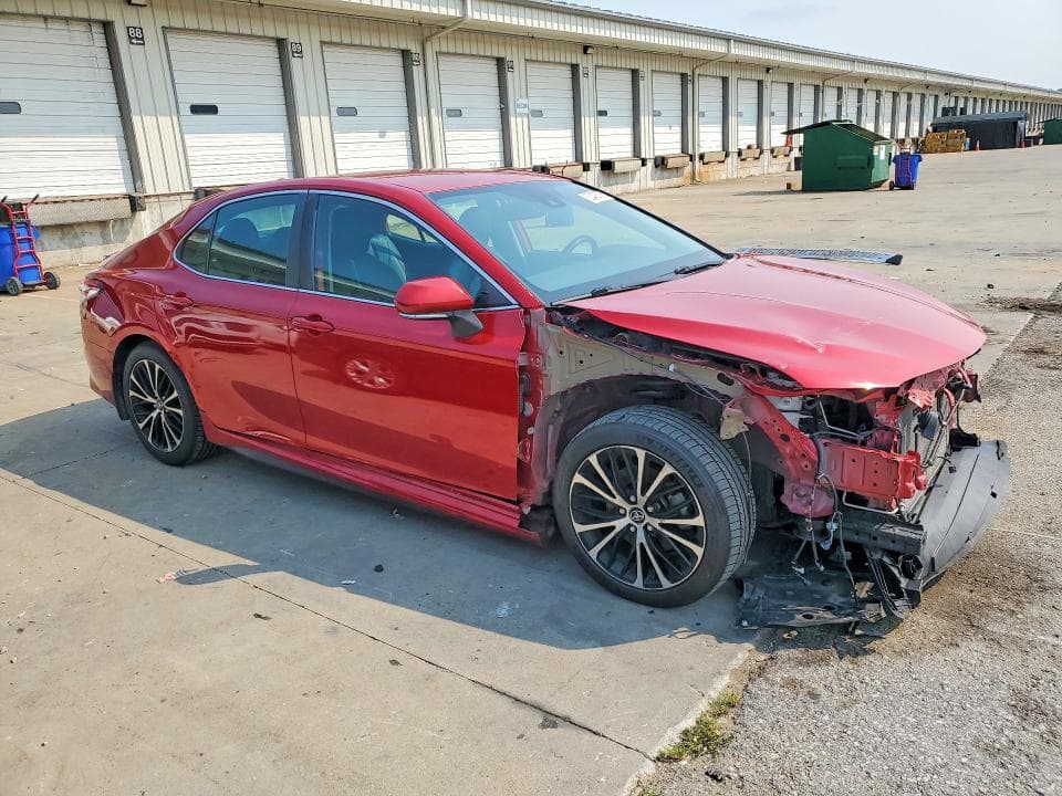 2020 TOYOTA CAMRY SE SE 4