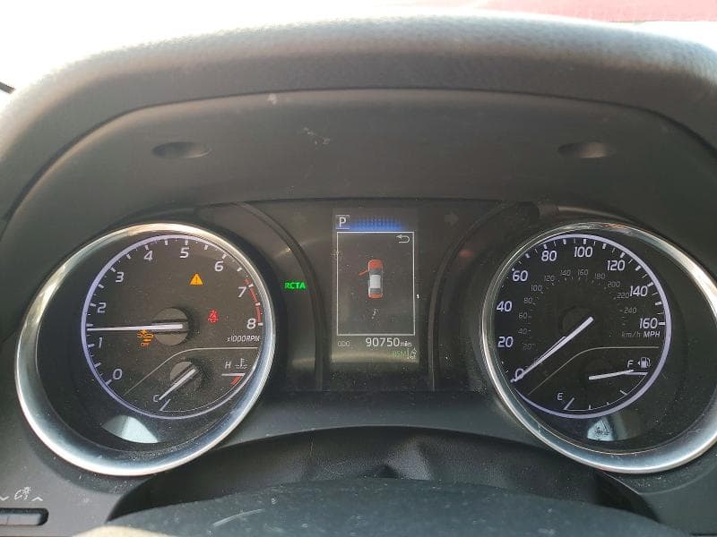 2020 TOYOTA CAMRY SE SE 9