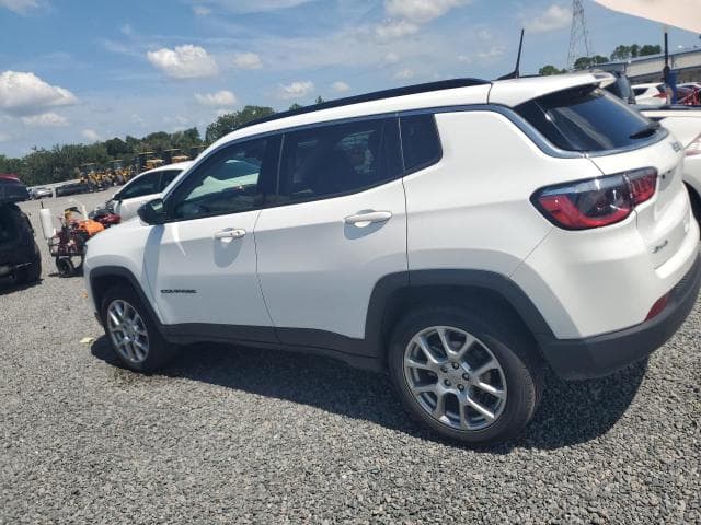 2022 JEEP COMPASS LATITUDE LUX 2