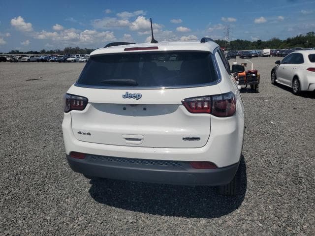 2022 JEEP COMPASS LATITUDE LUX 6
