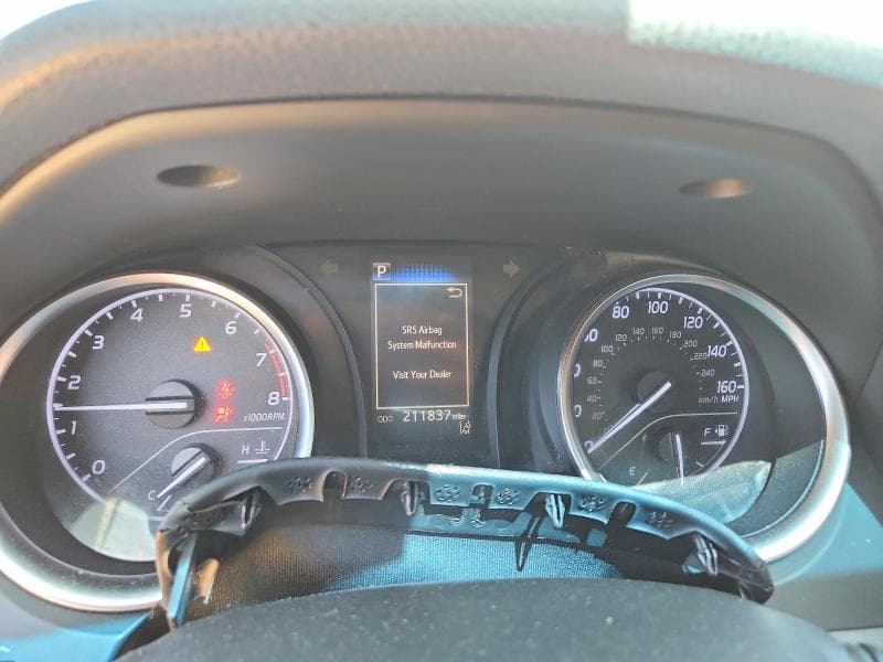 2018 TOYOTA CAMRY SE 9