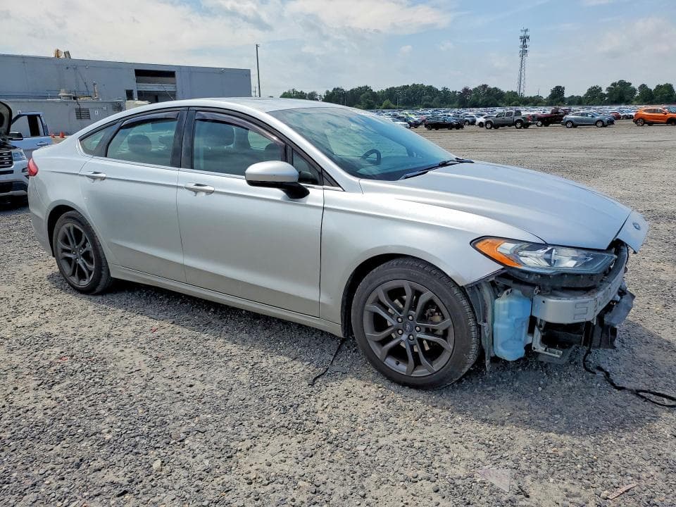 2018 FORD FUSION SE 4