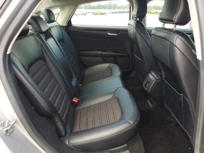 2018 FORD FUSION SE 10