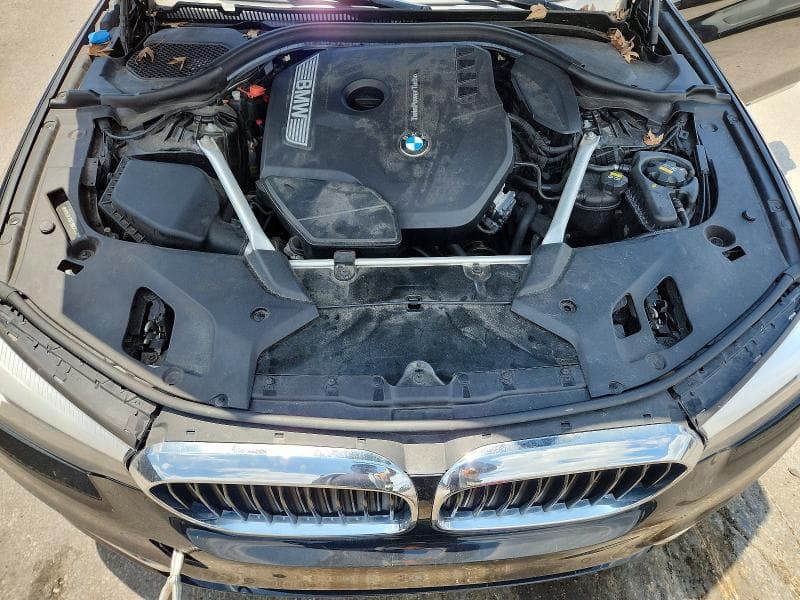 2018 BMW 530 XI 11