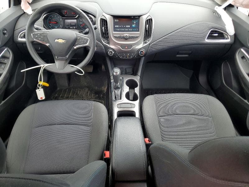 2017 CHEVROLET CRUZE LT 8