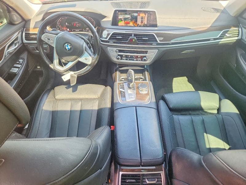 2020 BMW 740 XI 8