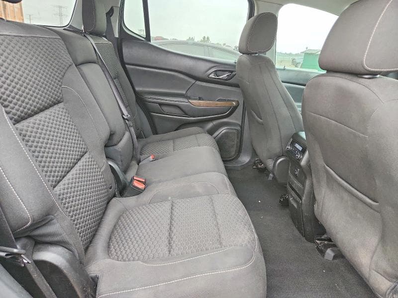 2017 GMC ACADIA SLE 11