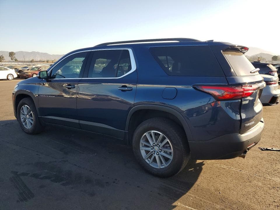 2022 CHEVROLET TRAVERSE LT 2
