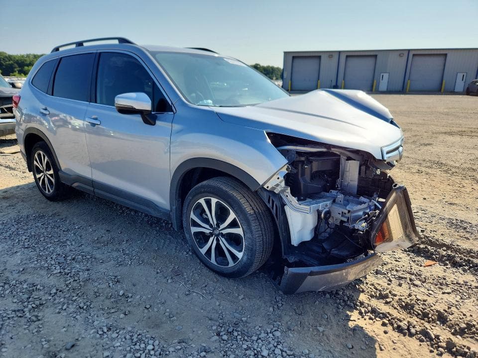 2020 SUBARU FORESTER LIMITED 4