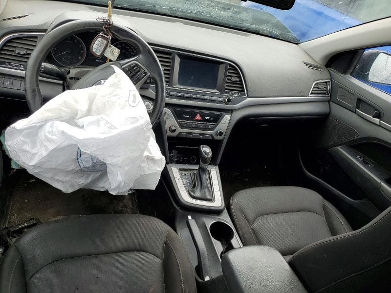 2018 HYUNDAI ELANTRA SEL 8