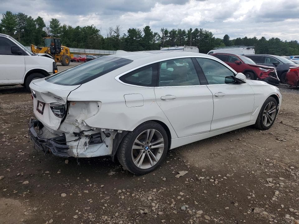 2018 BMW 330 XIGT 3