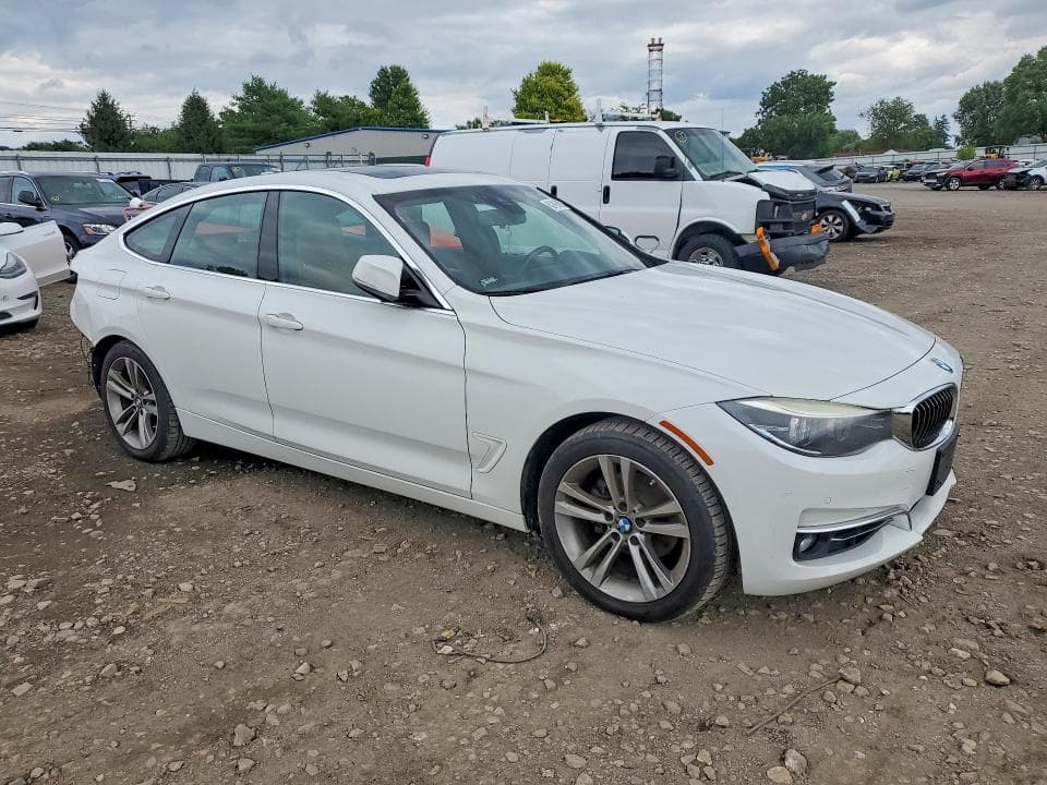 2018 BMW 330 XIGT 4