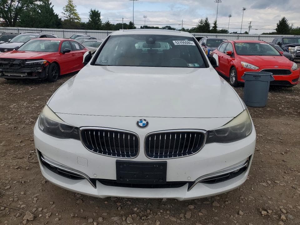 2018 BMW 330 XIGT 5