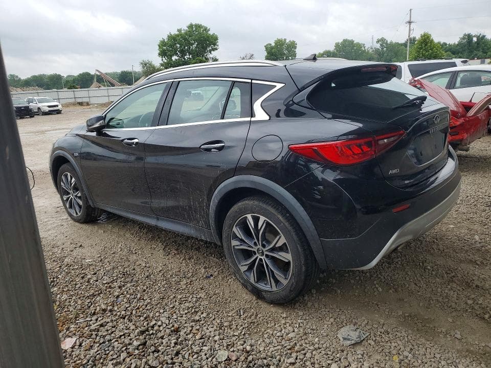 2018 INFINITI QX30 LUXURY 2