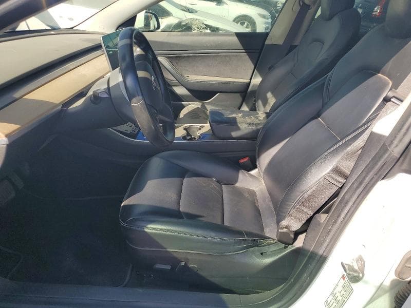 2018 TESLA MODEL 3 7