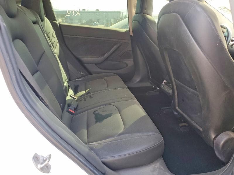 2018 TESLA MODEL 3 10