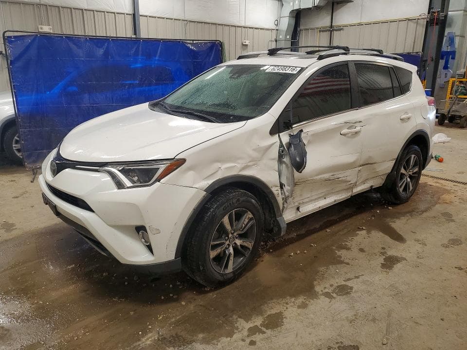 2017 TOYOTA RAV4 XLE - 1