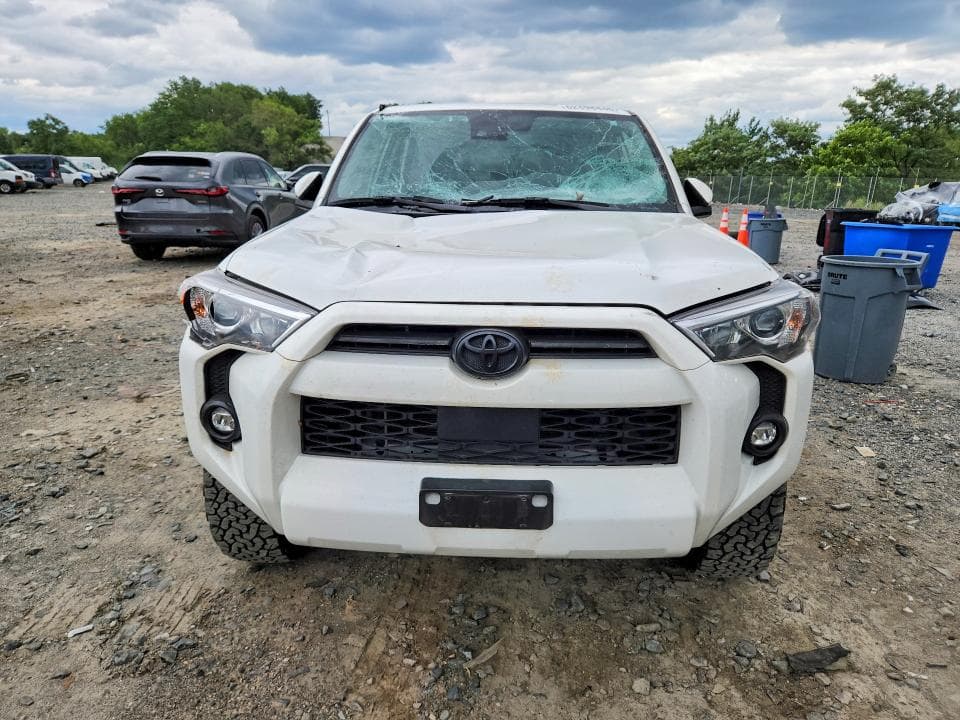 2022 TOYOTA 4RUNNER SR5 PREMIUM 5