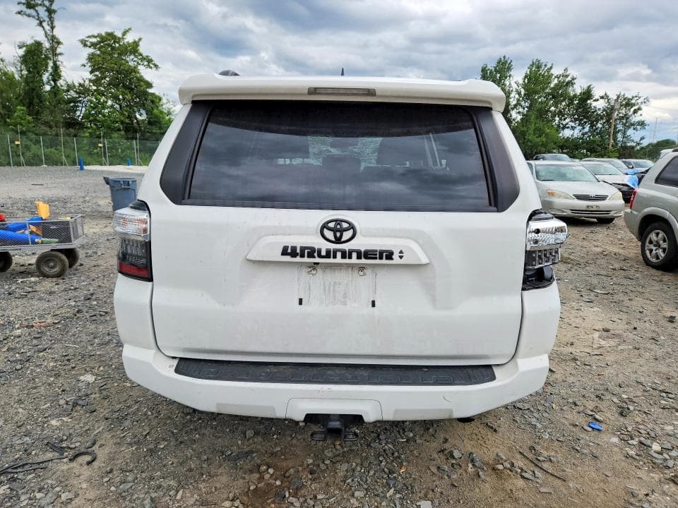 2022 TOYOTA 4RUNNER SR5 PREMIUM 6
