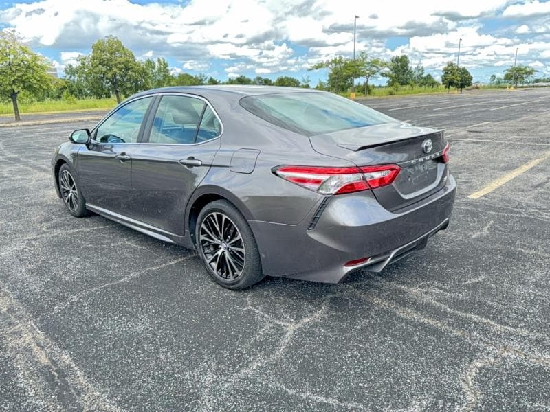 2018 TOYOTA CAMRY SE SE 4