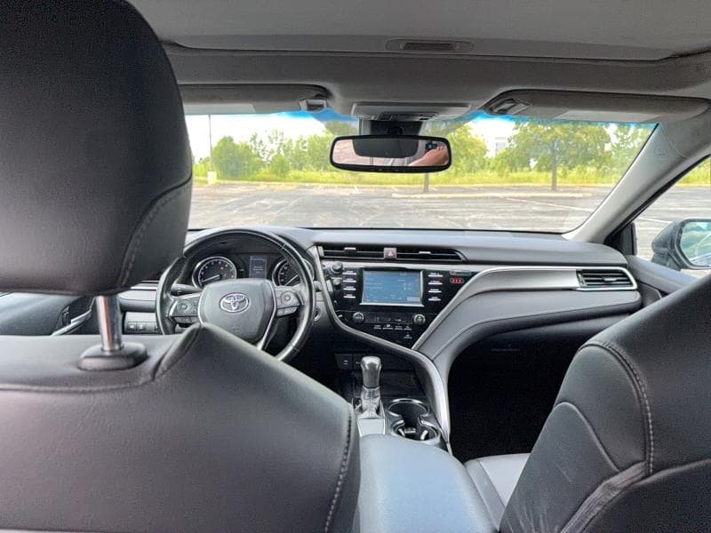 2018 TOYOTA CAMRY SE SE 10
