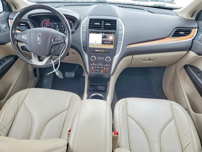 2017 LINCOLN MKC SELECT 8