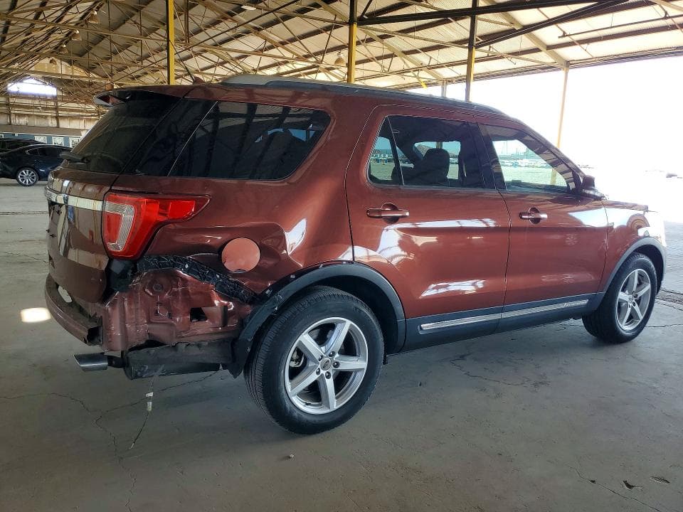2018 FORD EXPLORER XLT 3