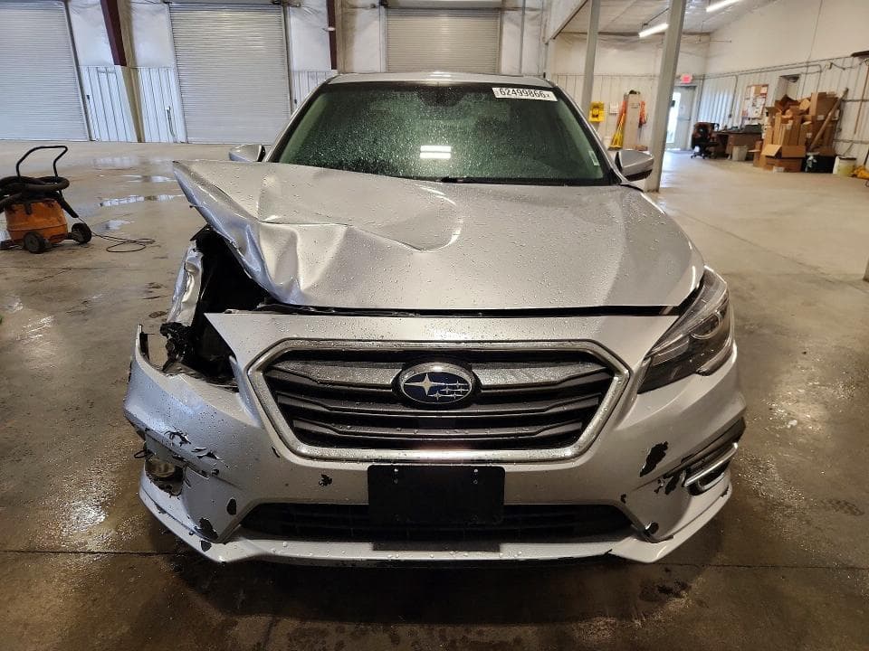 2018 SUBARU LEGACY 3.6R LIMITED 5