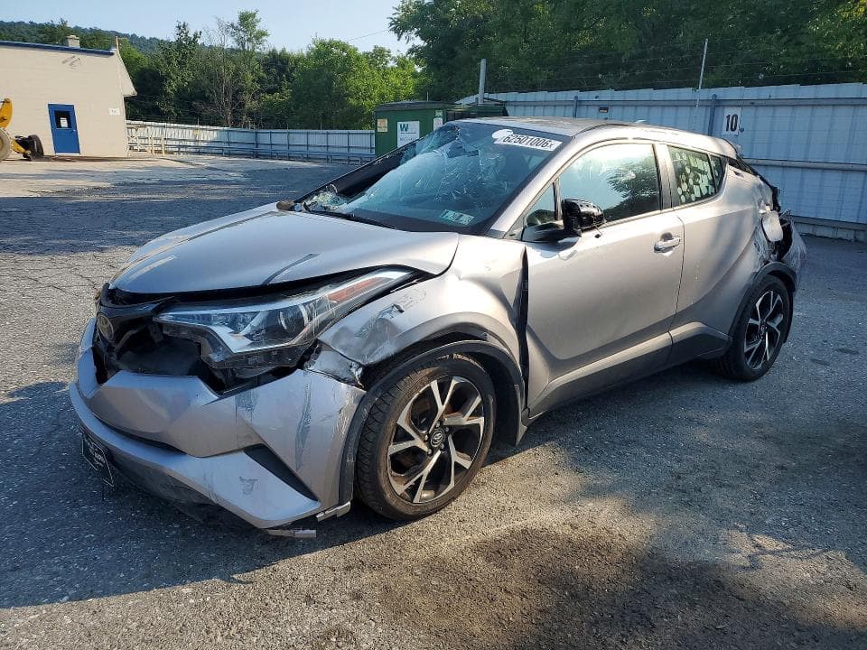 2018 TOYOTA C-HR XLE PREMIUM - 1