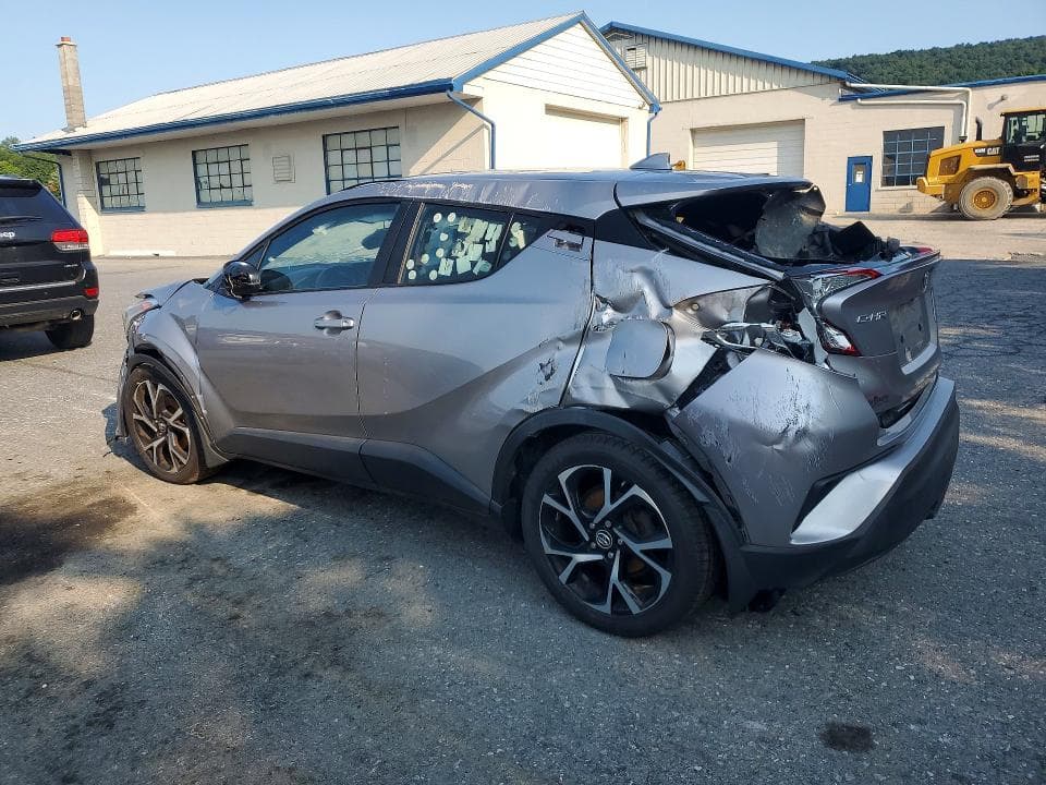 2018 TOYOTA C-HR XLE PREMIUM 2