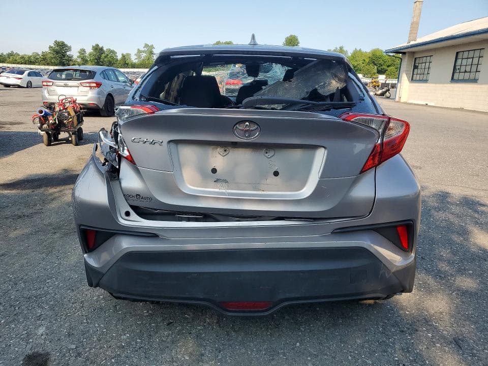 2018 TOYOTA C-HR XLE PREMIUM 6