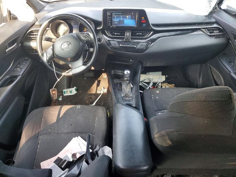 2018 TOYOTA C-HR XLE PREMIUM 8