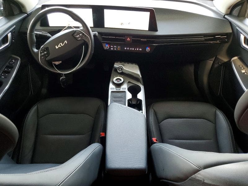 2024 KIA EV6 WIND 8