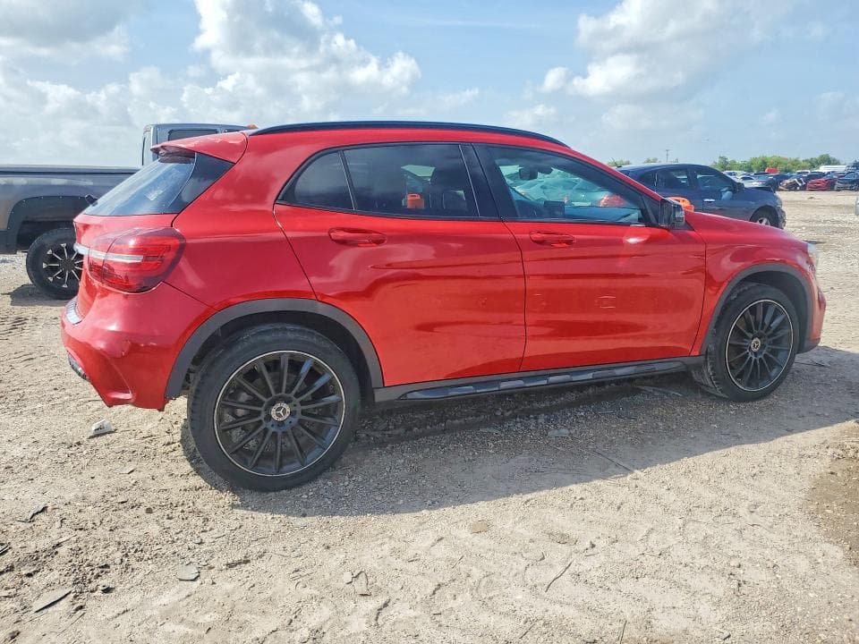 2019 MERCEDES-BENZ GLA 250 3