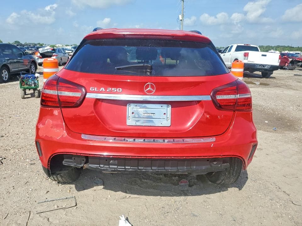 2019 MERCEDES-BENZ GLA 250 6