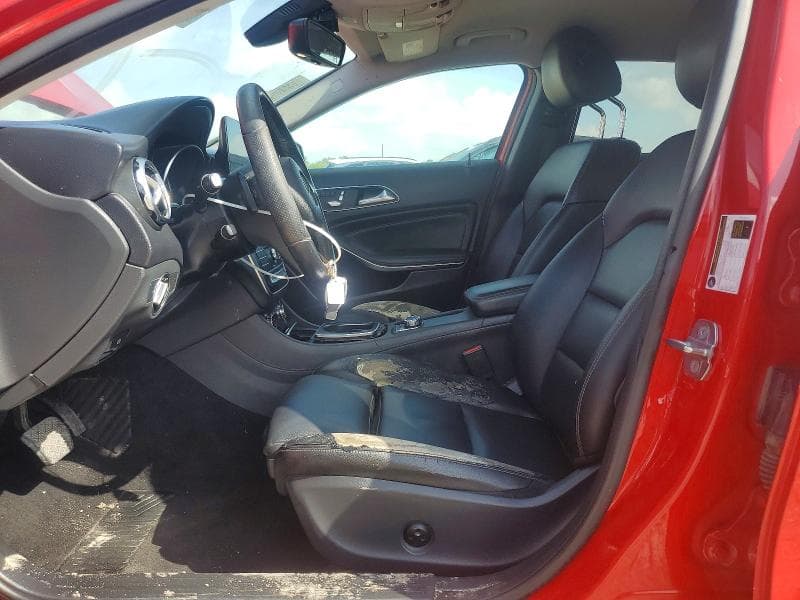 2019 MERCEDES-BENZ GLA 250 7