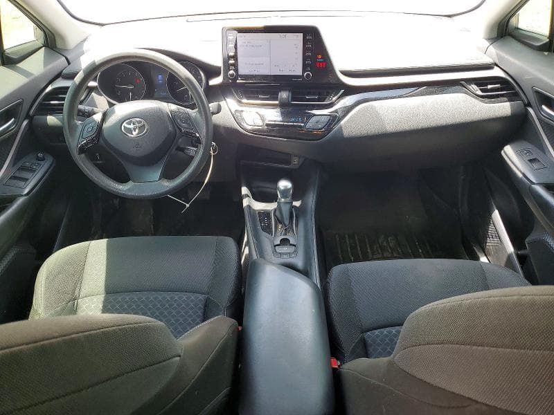 2020 TOYOTA C-HR LE 8