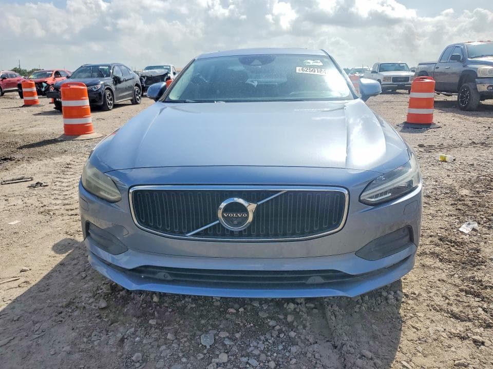 2018 VOLVO S90 T5 MOMENTUM T5 MOMENTUM 6