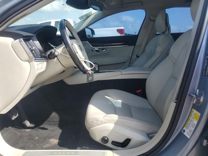 2018 VOLVO S90 T5 MOMENTUM T5 MOMENTUM 8