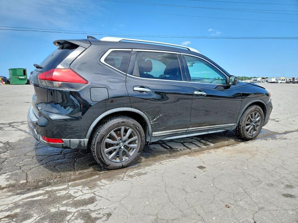 2017 NISSAN ROGUE SV 3