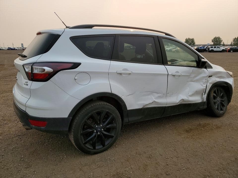 2018 FORD ESCAPE SE 3