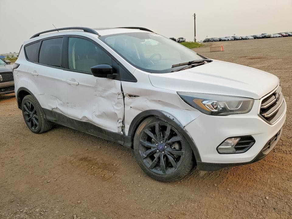 2018 FORD ESCAPE SE 4