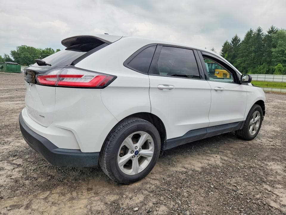 2022 FORD EDGE SE 3