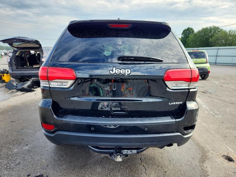 2018 JEEP GRAND CHEROKEE LAREDO 6