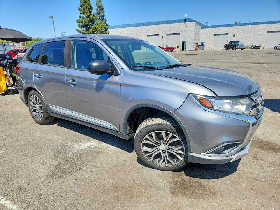 2017 MITSUBISHI OUTLANDER ES 4
