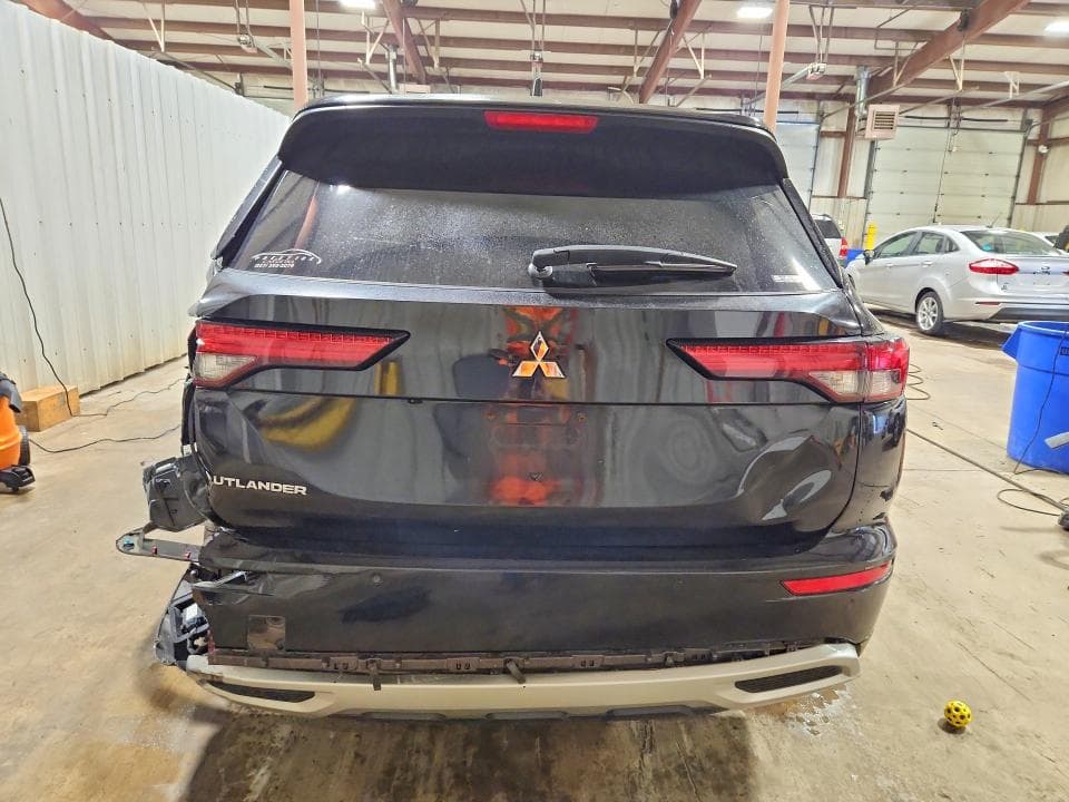 2022 MITSUBISHI OUTLANDER SE 6